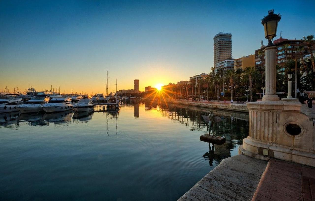 Ap Turist Velazquez Daire Alicante Dış mekan fotoğraf